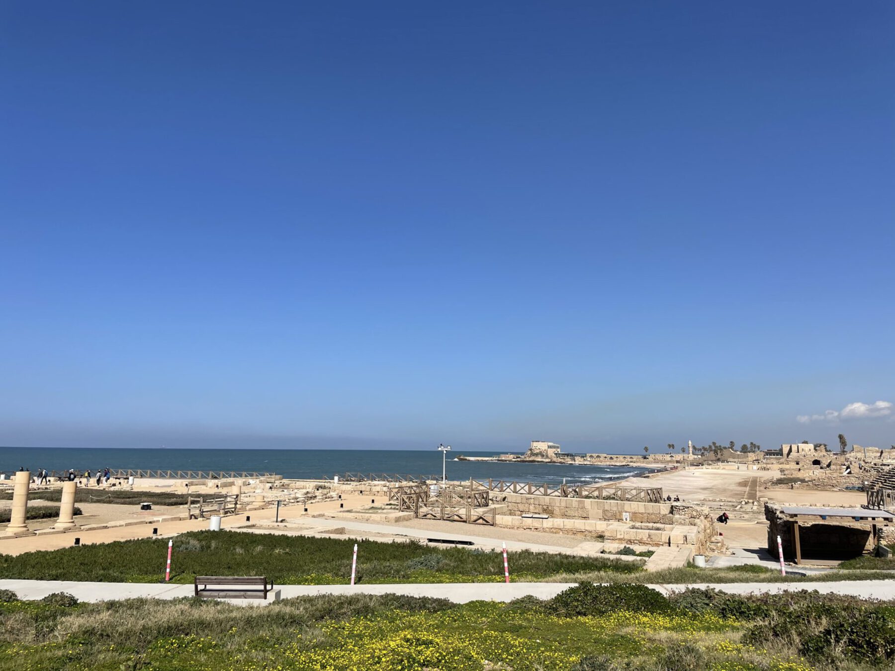 Read more about the article Caesarea National Park by Public Transport